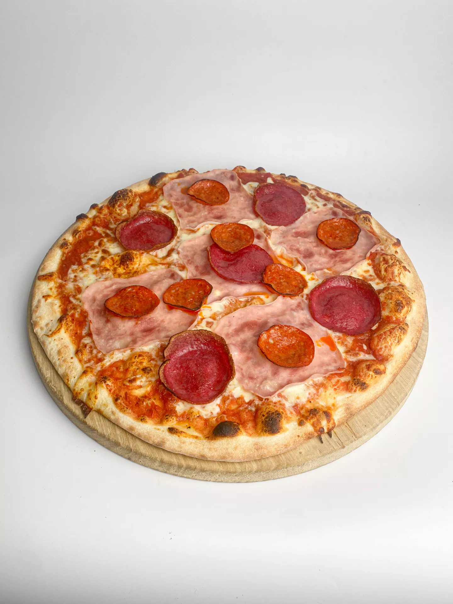 Pizza Prosciutto e salami